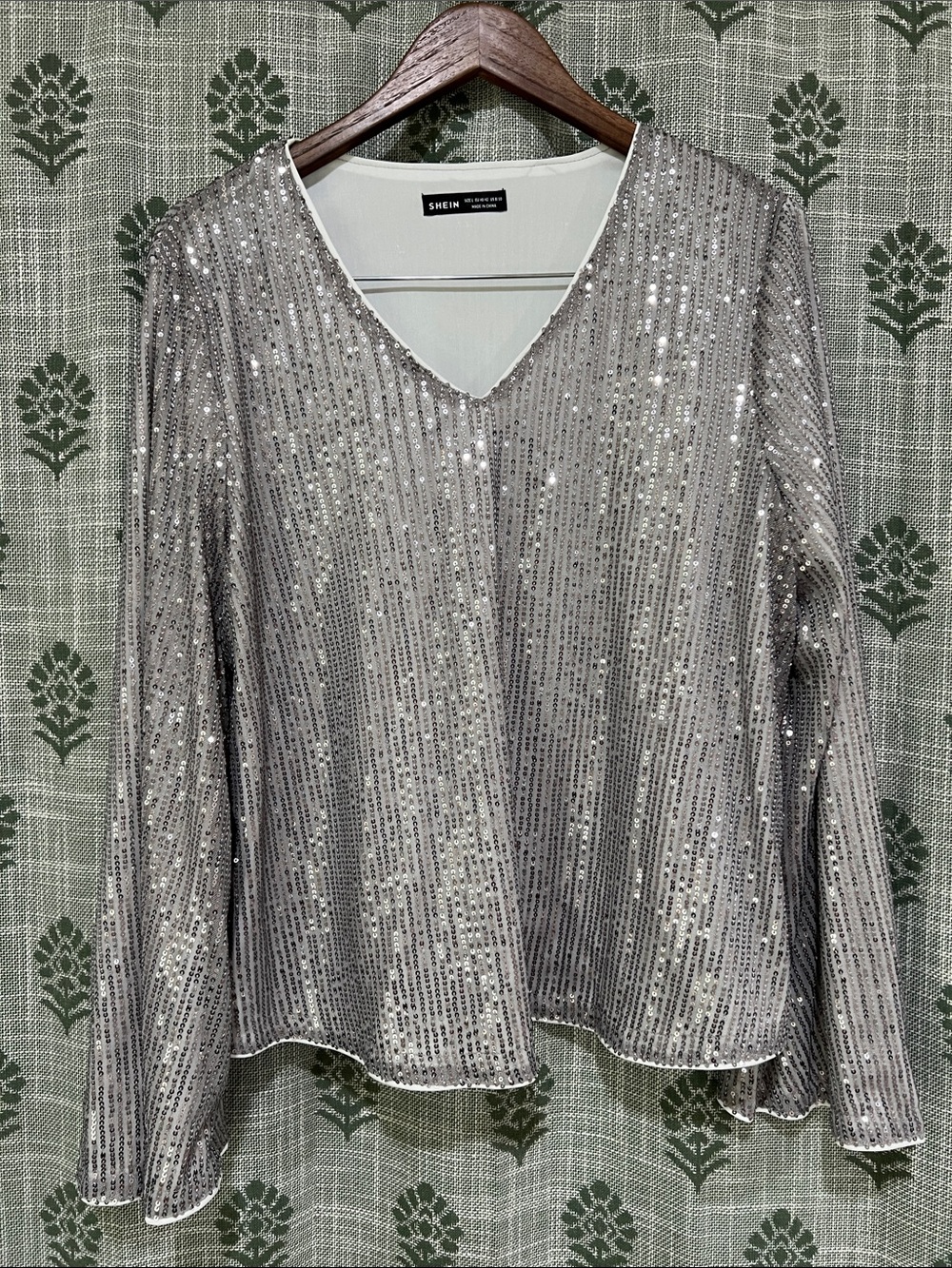 SHEIN Silver Sequin V-Neck Long Sleeve Blouse